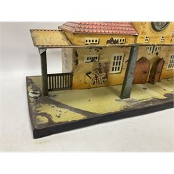 Märklin/Bing - c1930s tin-plate railway station in the style of a WW2 German station for ‘0’ gauge 