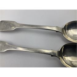 Pair of George III York silver Fiddle pattern dessert spoons, each engraved with a rampant lion crest, hallmarked James Barber & William North, York 1789