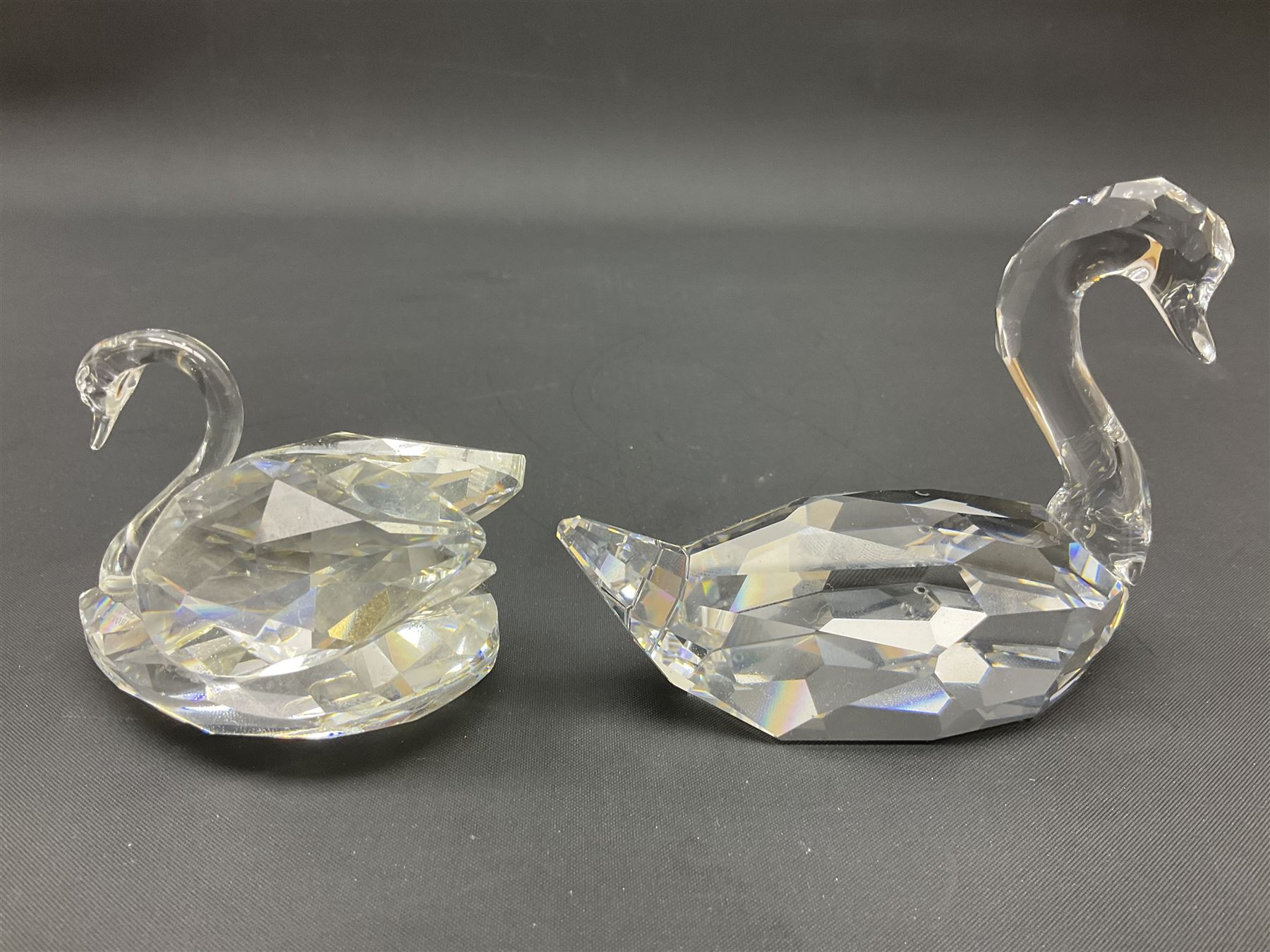 Fourteen Swarovski Crystal bird figures, to include toucan, mandarin duck, swans, parrot, cranes etc 