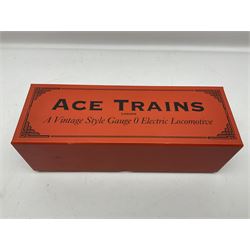 Ace Trains '0' gauge - Southern 4-4-2 tank locomotive No.604; in 4-4-4 box with packaging