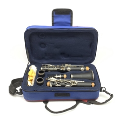 John Packer 021 six-piece clarinet in fitted carrying case