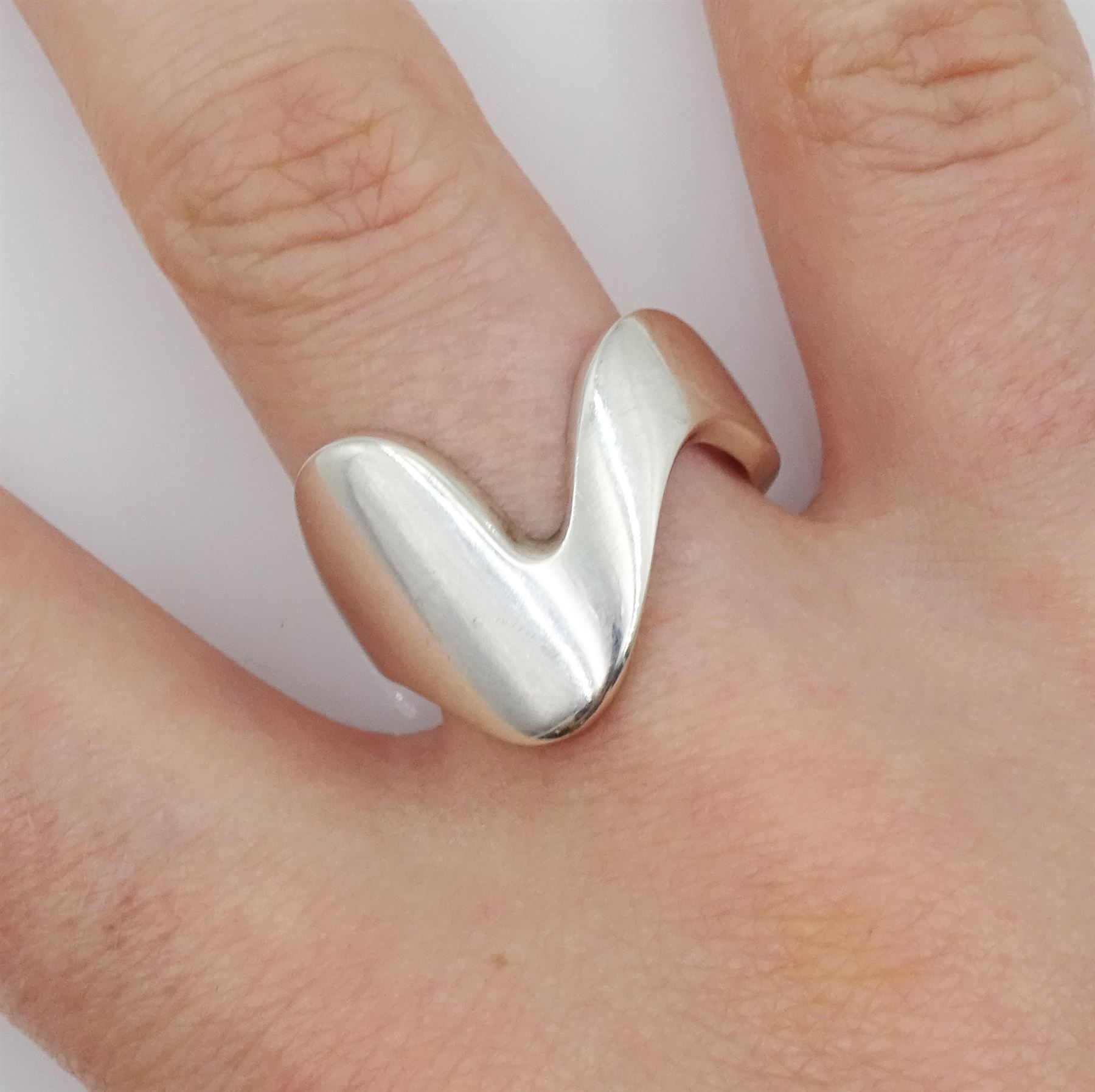 Georg Jensen silver modernist ring designed by Ole Ishøj, No. A 77B