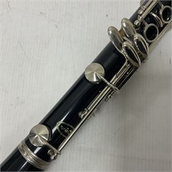 American Vito Reso-Tone 3 clarinet, serial noB75523; in fitted carrying case 