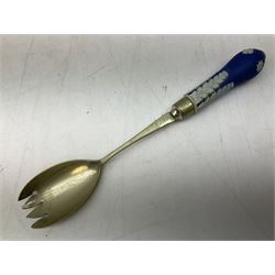 Wedgwood blue Jasperware salad bowl with silver plated collar and matching servers, bowl D22.5cm