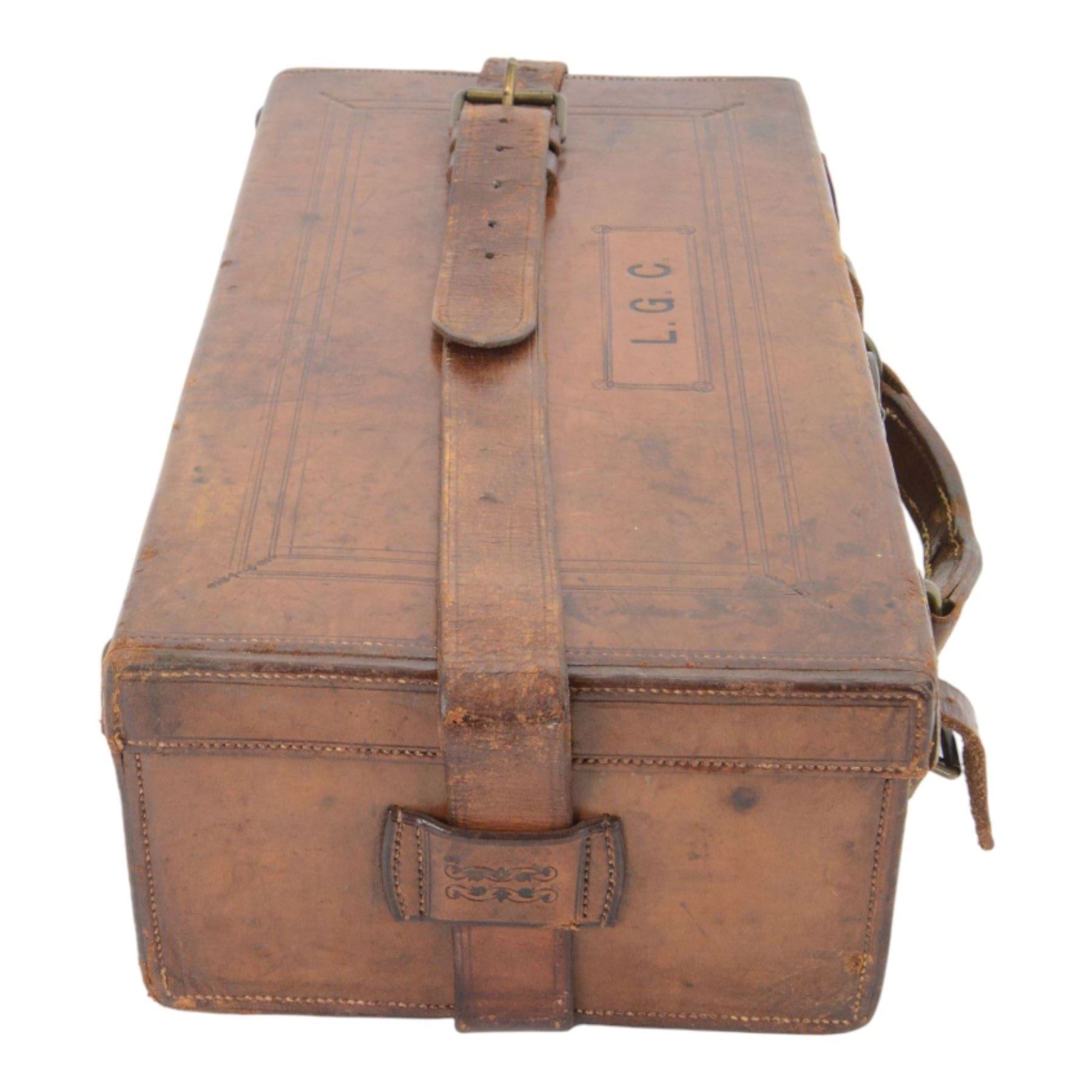 Leather six division shotgun cartridge box with the label of James Woodward, London W47cm