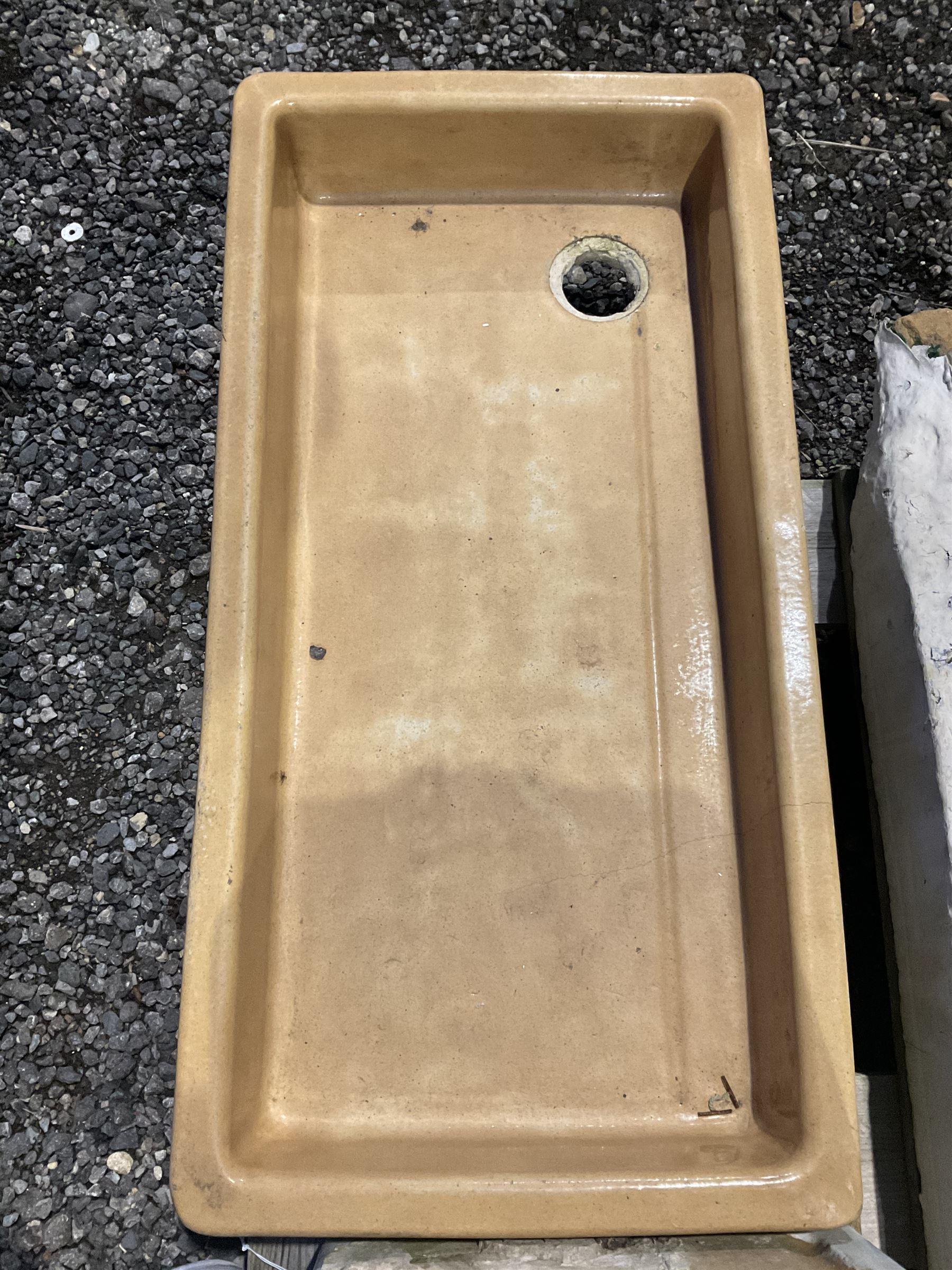 Two white enamel Belfast sinks and a shallow glazed stone sink - THIS LOT IS TO BE COLLECTED BY APPOINTMENT FROM DUGGLEBY STORAGE, GREAT HILL, EASTFIELD, SCARBOROUGH, YO11 3TX