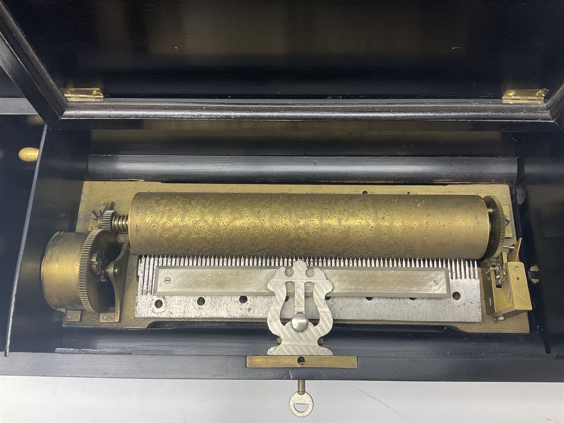 Swiss - Three 19th-century cylinder music boxes suitable for spares or repair.