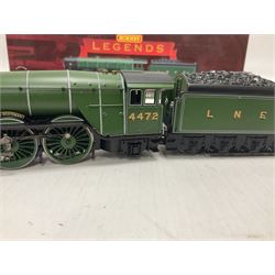 Hornby ‘00’ gauge - Limited Edition Hornby Legends Series no.989/1000 Class A1 LNER 4-6-2 ‘Flying Scotsman’ no.4472 in green; in original box with certificate of authenticity 