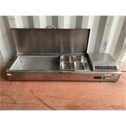 Lincat stainless steel food preparation bar  - THIS LOT IS TO BE COLLECTED BY APPOINTMENT FROM DUGGLEBY STORAGE, GREAT HILL, EASTFIELD, SCARBOROUGH, YO11 3TX
