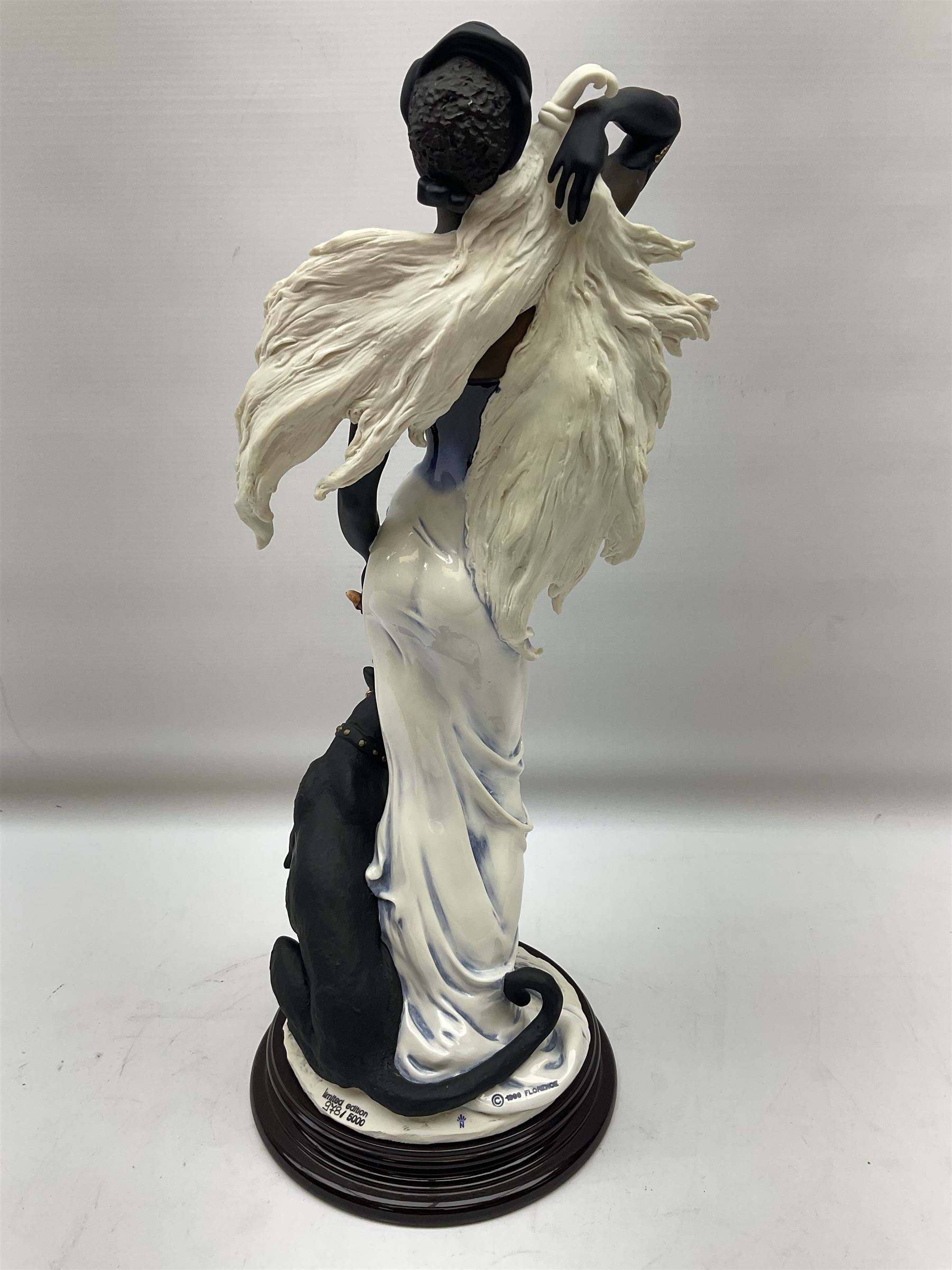 Giuseppe Armani Florence limited edition Night Stars figure group, 978/5000, no. 1377C, H47cm