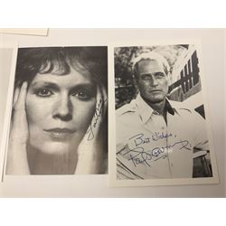 Collection of autographs, to include Mia Farrow, Rowan Atkinson, Tom Kite, Corey Pavin, Craig Stadler, Vladimir Ashkenazy etc 