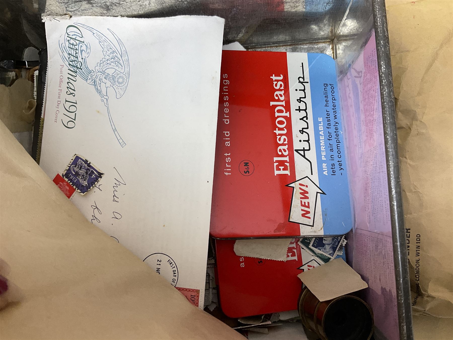 Great British and World stamps, including Queen Victoria and later, Lundy, Iran, Poland, Spain, USA etc, housed in albums and loose, in one box