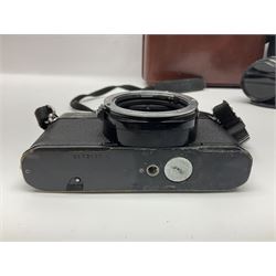 Four Minolta camera bodies, to include Dynax 500si, serial no. 94812651 with 'Signa Zoom 1;3.5-4.5 f=28-70mm' lens, Maxxum 300si, serial no. 97821665, with 'Tamron AF 80-210mm' lens and Dynax 300si, serial no 01603265'  with Minolta AF Power Zoom 35-80mm 1;4' lens, etc, together with Pantax MV1 camera bodies and other camera equipment 