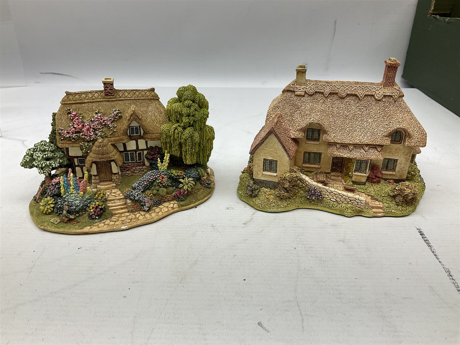 Twenty Lilliput Lane cottages to include 'Canterbury Bells', 'Royal Oak In'', 'Marigold Meadow', 'The Farriers' etc