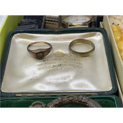 Quantity of jewellery to include 9ct gold ring, stamped 375 Birmingham, Celtic brooch, the back marked West & Son College Green Dublin in original case, various watches and necklaces etc 