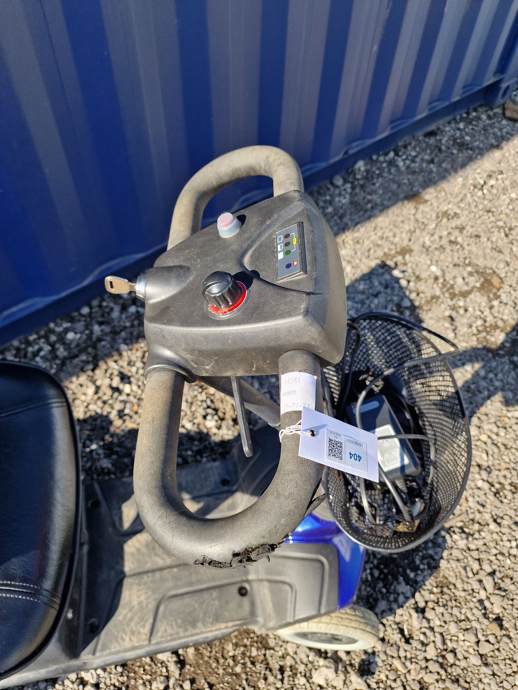 Patterson Medical mobility scooter with key and charger - THIS LOT IS TO BE COLLECTED BY APPOINTMENT FROM DUGGLEBY STORAGE, GREAT HILL, EASTFIELD, SCARBOROUGH, YO11 3TX
