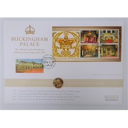  Queen Elizabeth II 2014 gold full sovereign, in 'The Buckingham Palace Gold Sovereign Presentation Cover'  