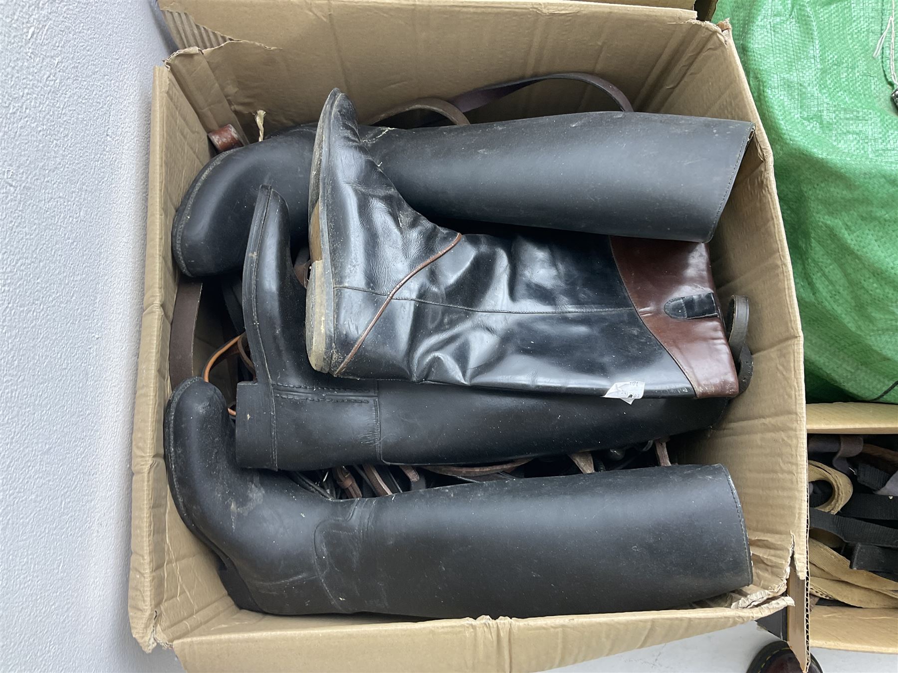 Quantity of horse tack to include bits, bridles, lunging equipment, brushing boots, tail guards, jodpa boots etc  