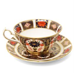 Royal Crown Derby pattern 1128 wares, comprising covered sucrier, milk jug, pair of coffee cans and saucers, teacup and saucer two small plates (D18cm) and one dinner plate 
