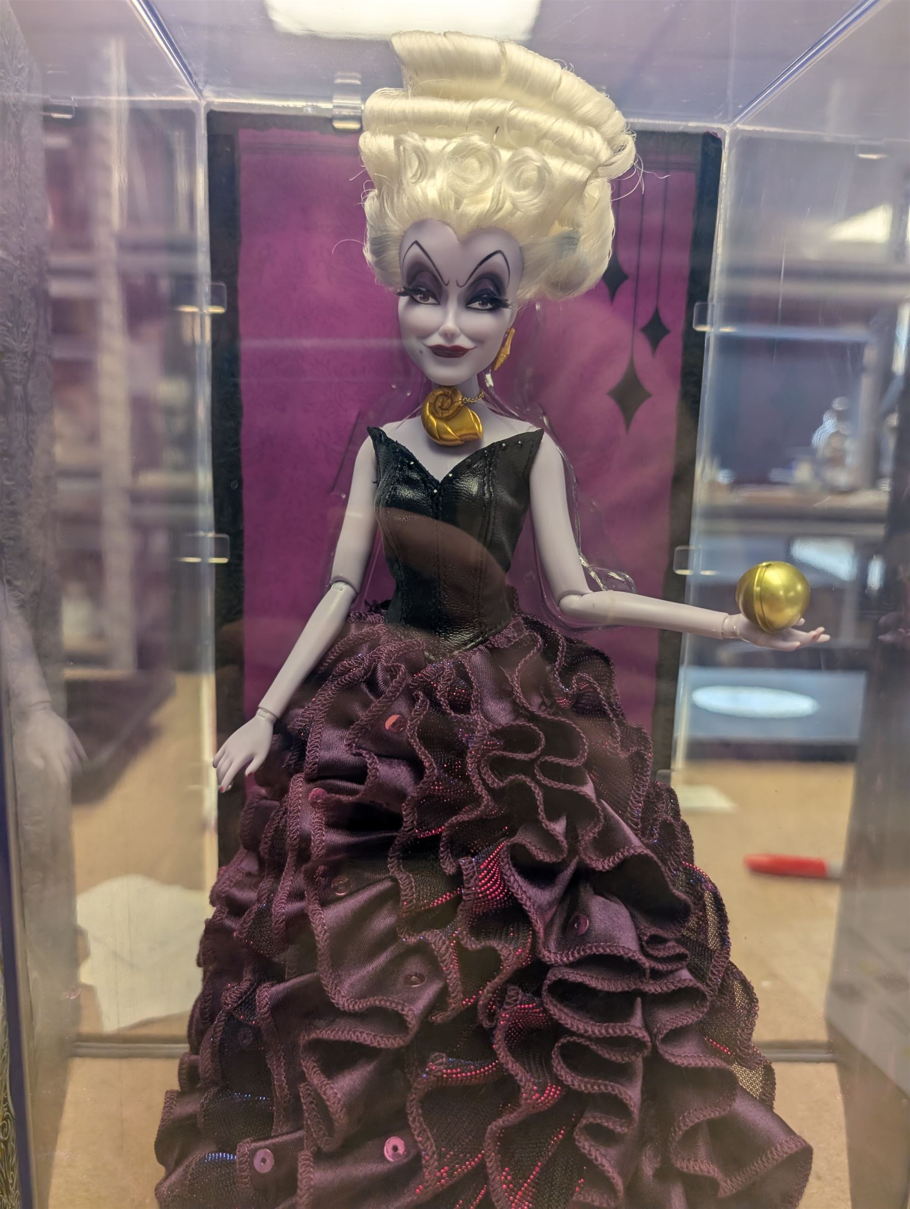 Disney Villains Designer Collection doll 'Ursula' , in original box and bag
