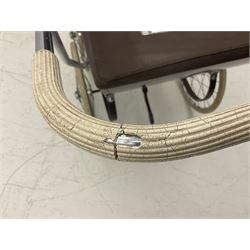 Marmet coach built 1964 pram, with detachable body, brown coachwork and hood, L118cm, H113cm