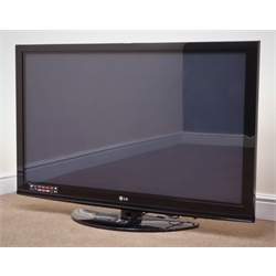  LG 50PQ2000 plasma screen television with remote control (This item is PAT tested - 5 day warranty from date of sale)  