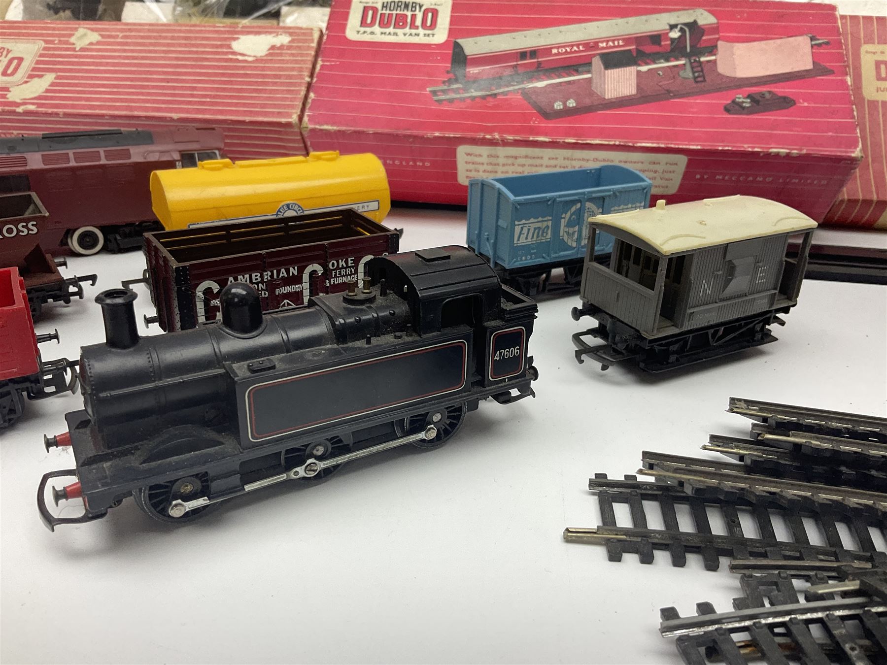 Hornby '00' gauge - LNER Heavy Goods Electric train Set with Class B12 4-6-0 locomotive No.8509, tender, seven wagons and accessories; boxed; Class 52 'Western' Diesel Hydraulic C-C locomotive 'Western Courier' No.D1062; Class 3F 'Jinty' 0-6-0 tank locomotive No.47606; and six goods wagons; two power controllers and oddments of track; all unboxed; together with Hornby Dublo TPO Mail Van Set with separate Line Side Apparatus and Junction Signals; all boxed