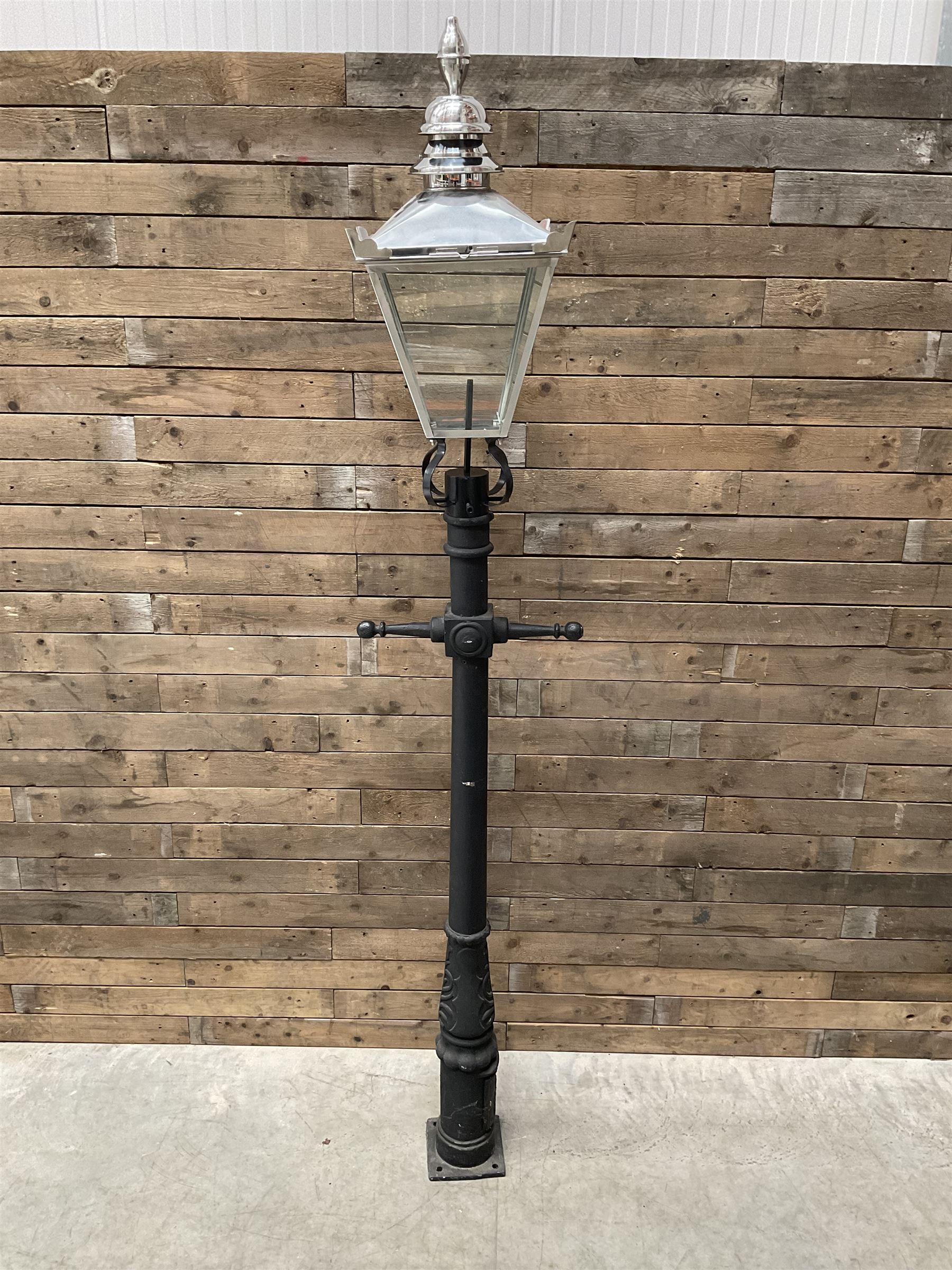 Victorian design cast iron street or driveway lamp, in black finish with stainless steel lantern top