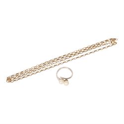 9ct gold chain and a white gold plated pearl ring 