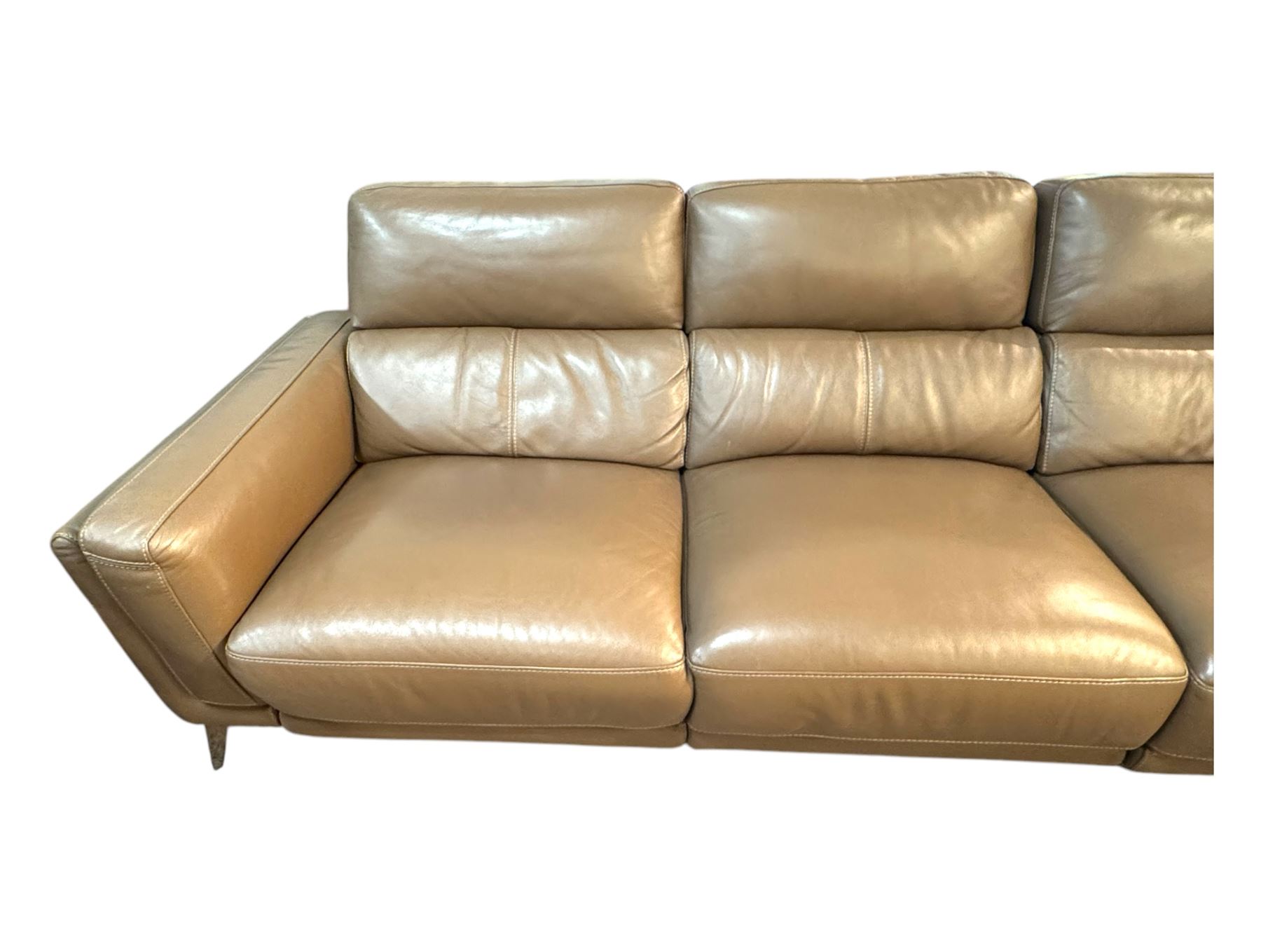 San Antonio six-seat corner reclining sofa, upholstered in pecan leather, modular design with battery-operated reclining function, supportive backrests and deep seat cushions, on chrome supports