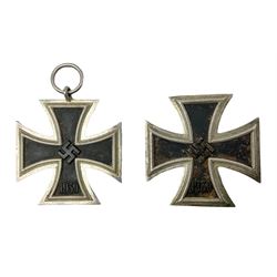 WW2 German Iron Cross 1st Class, back of pin indistinctly stamped ?20; and WW2 German Iron Cross 2nd Class, ring indistinctly stamped ?100 for Rudolf Wachtler und Lange (2)