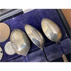 Five silver Coronation spoons by R Bond & Co, hallmarked Sheffield 1934 and 1935, together with another further stamped Nc Co, and 1934 Irish silver Florin, Switzerland 1967 1/2 Franc, Sweden 1875 Krona, 1 Franc etc