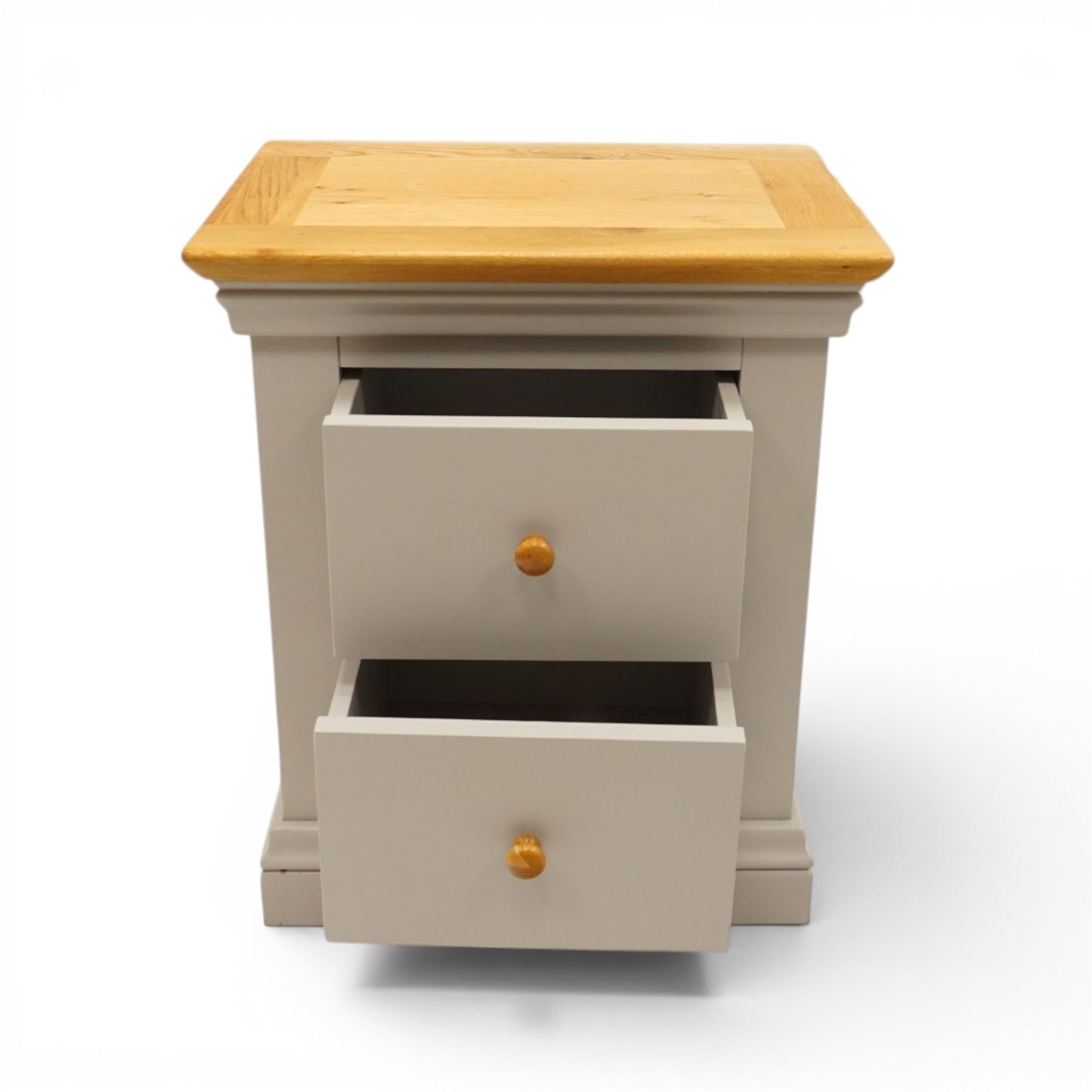 Modern bedroom suite comprising; a dresser, blanket box, bedside table, oak tops over a pale blue with wooden turned knobs

Dresser (H 77cm, D 48cm, W 107cm)
Blanket box (H 51cm, D 48cm W 91cm)
Bedside table (H 64cm, D 39cm, W 54cm)