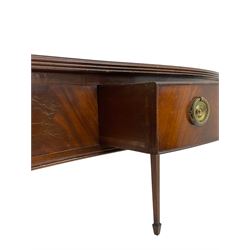 Georgian design mahogany serpentine fronted side table, reeded edge over frieze drawer, raised on tapering supports with spade feet