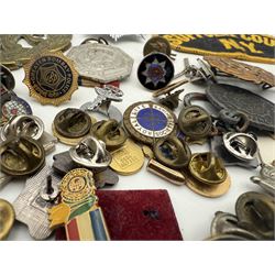 Collection of military and similar enamel badges, pin badges, cloth badges and brasses