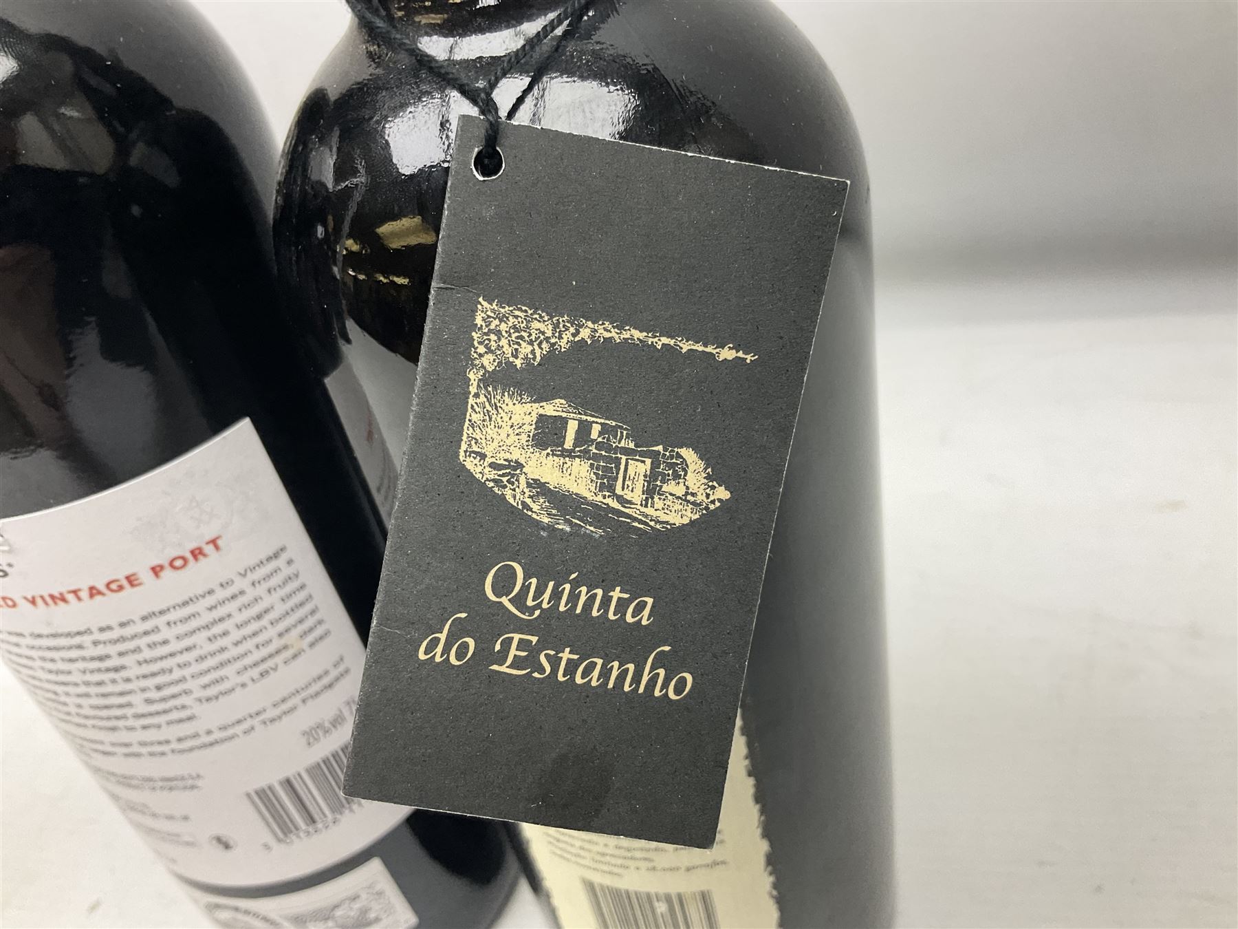 Mixed port, comprising Warre's 1977, vintage port, Quinta do Estanho, 1997, vintage port, Croft Quinta da Roeda, 2002, vintage port, Taylors, 1994, port and Taylors 2015, port, various contents and proof (5)