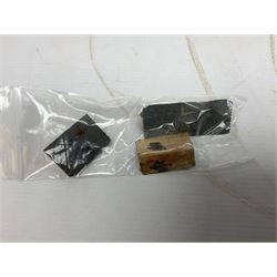  WWII period Type P10 aircraft compass, 16.5cm diameter brass rim marked “Type P10” and “No 1130B”, spring mounted onto brass base with Air Ministry plate marked “Crown A.M. No 6A.1671”; in original grey painted wooden box