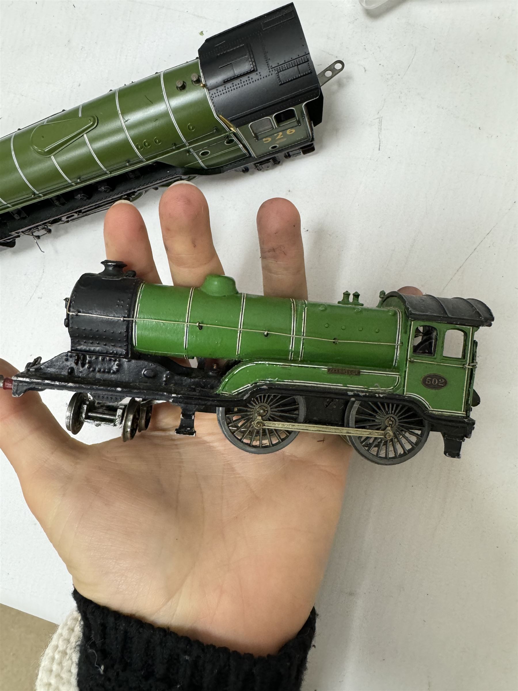 Twelve '00' gauge steam locomotives and tenders, by various makers including Bachmann, Mainline and Hornby etc, all unboxed