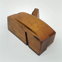 Gleave of Manchester boxwood and steel coffin shaped skew sided rebate plane, impressed maker's name, L11.5cm