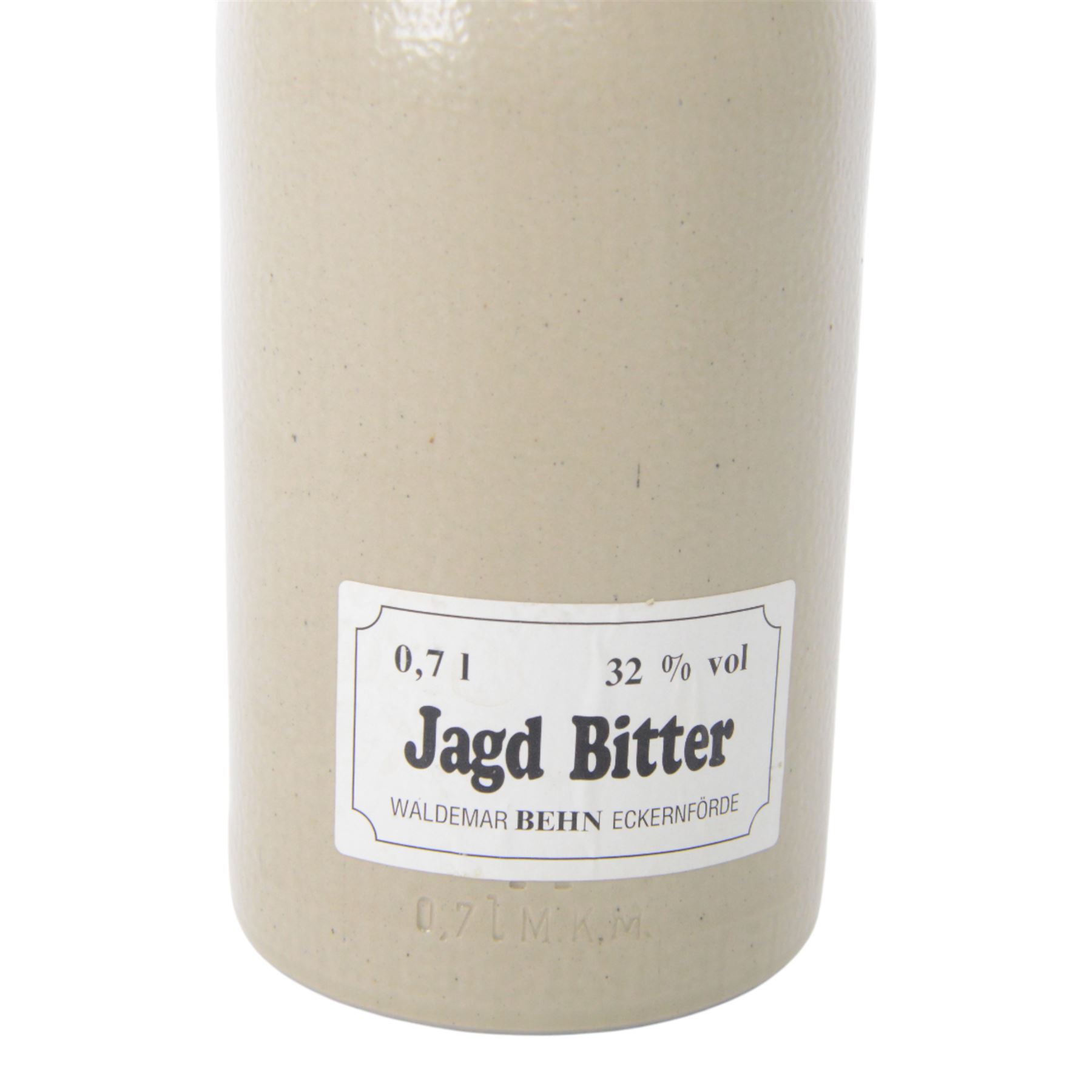 Waldemar Behn jagd bitter, in stoneware bottle, 32% vol 0.7L