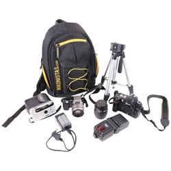 Sony NEX-5N mirrorless digital camera, serial no. 5708532, with a 0.25m/0.82ft E 3.5-5.6/1...