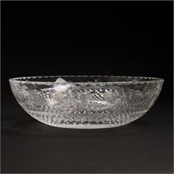 Stuart crystal Beaconsfield pattern fruit bowl D30cm