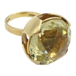 9ct gold single stone round faceted citrine ring, London 1967