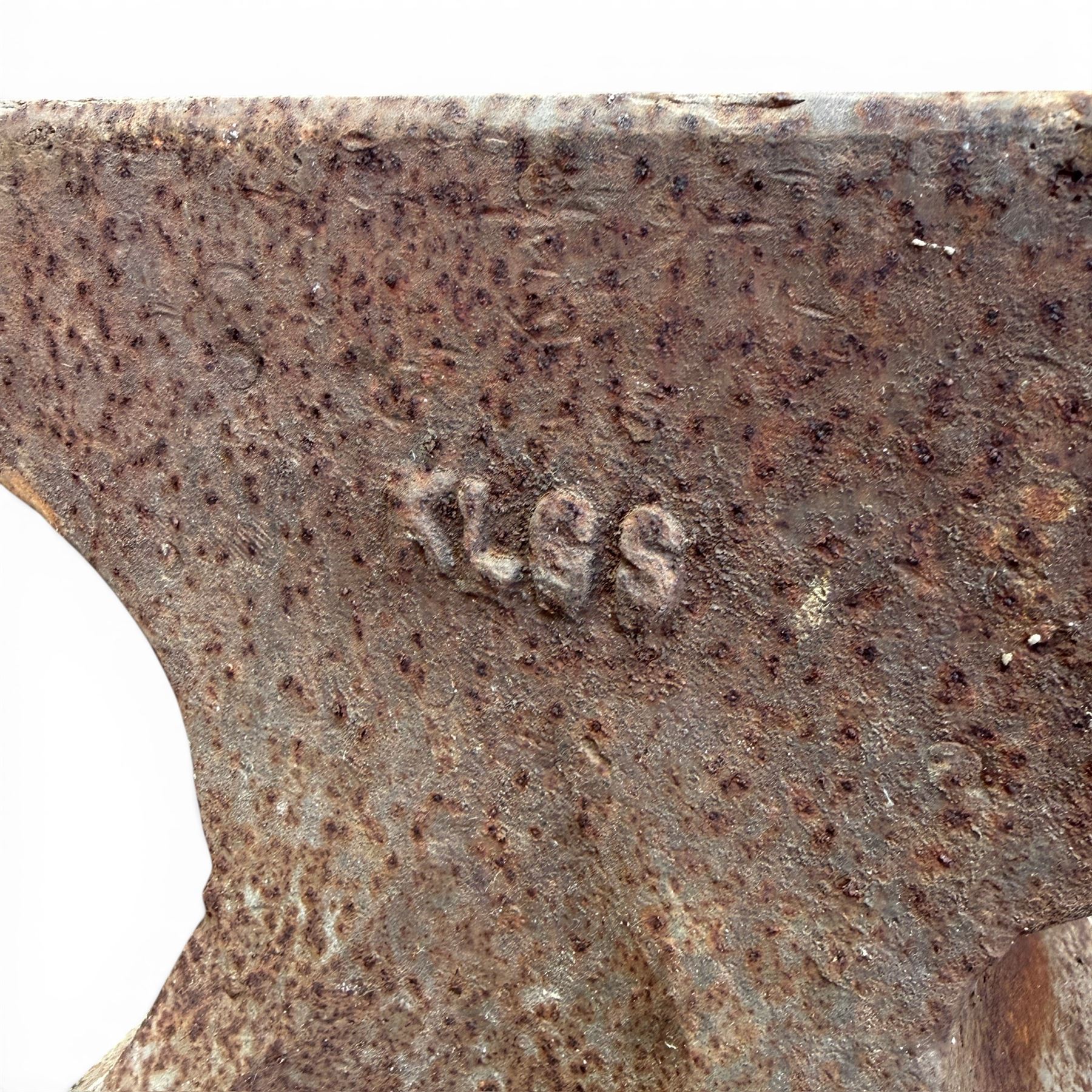 Brooks England - 1 1/2 CWT cast iron anvil