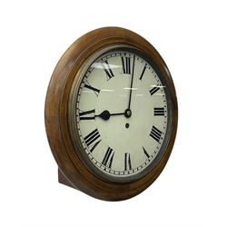 English - Early 20th century 8-day oak cased wall clock c1920, with a spun bezel and 12