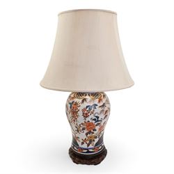 Large Chinese baluster form table lamp, 