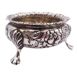 Pair of Victorian silver open salts, each of cauldron form with gadrooned rims and embossed flower heads to body, upon three paw feet, hallmarked Charles Stuart Harris, London 1892, approximate weight 3.05 ozt (95 grams)