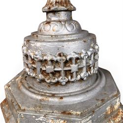Small ornate painted 19th-century Meadow Foundry cast iron centrepiece urn, with wide, scalloped bowl rim decorated with a repeating egg and dart decoration, supported on a slender fluted pedestal with raised quatrefoil design on an octagonal plinth base  