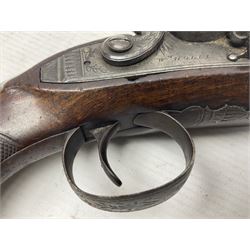 Early 19th century Wm. Hollis flintlock belt or pocket pistol, approximately 20 bore, the 10cm barrel with ram rod under, engraved lock plate with maker's name and roller frizzen, engraved trigger guard with pineapple finial and walnut stock with chequered grip L25cm overall
