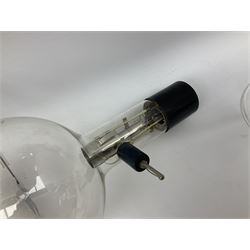 Quantity of laboratory and physics glassware including 'Guinea and Feather' equipment; boxed Latent Heat apparatus; Maltese Cross tube; atmospheric air pressure indicator flask; electroscope discharge tubes etc